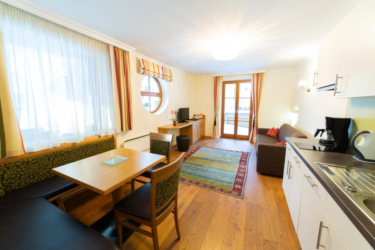 Aparthotel Hirschenau Филцмос Екстериор снимка
