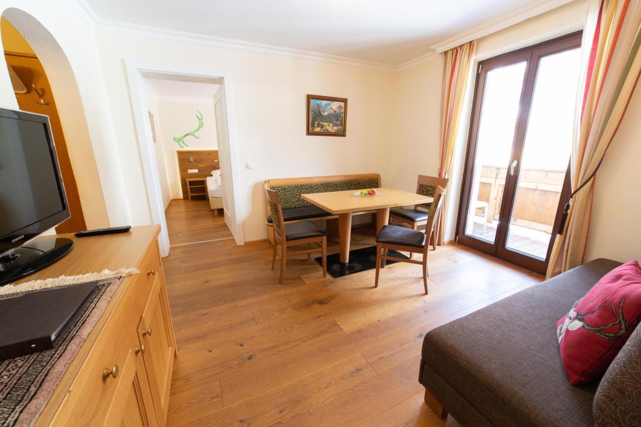 Aparthotel Hirschenau Филцмос Екстериор снимка