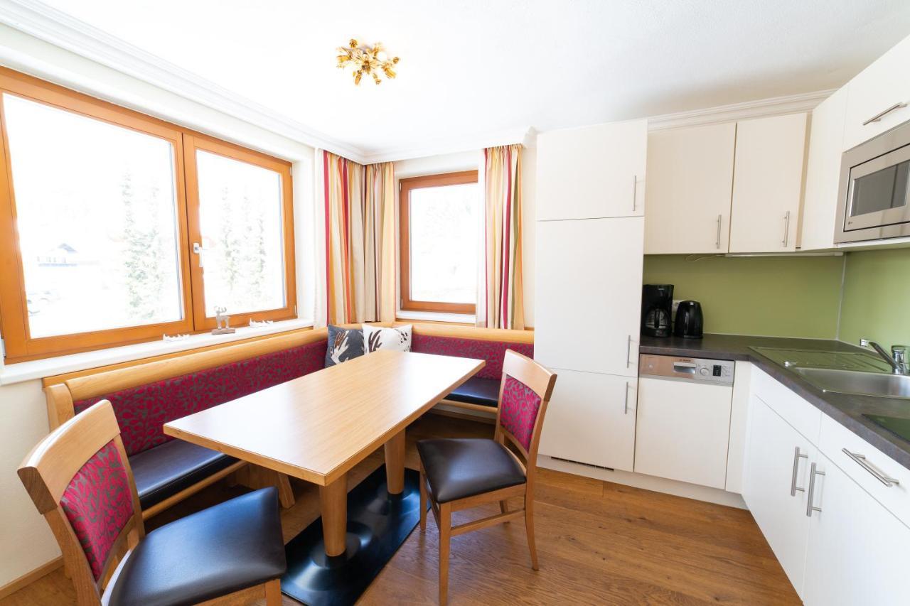 Aparthotel Hirschenau Филцмос Екстериор снимка