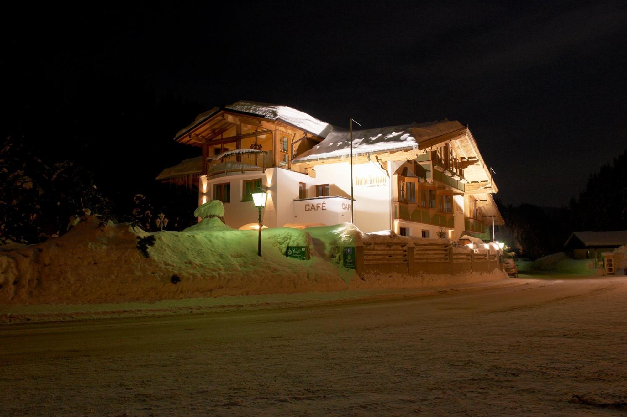 Aparthotel Hirschenau Филцмос Екстериор снимка