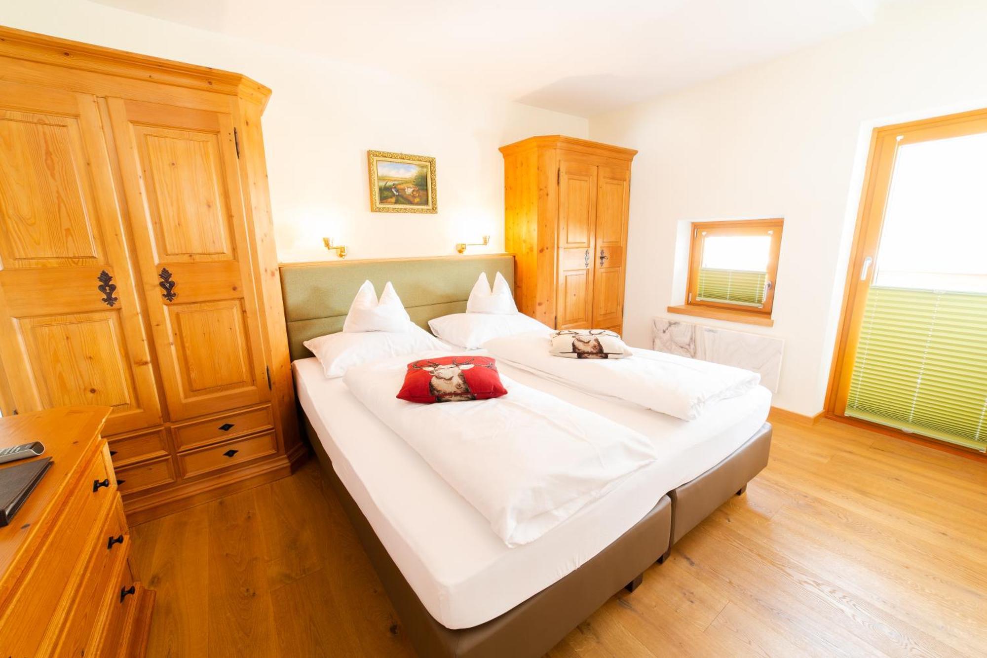 Aparthotel Hirschenau Филцмос Екстериор снимка